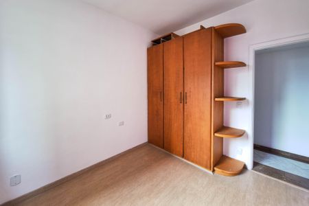 Apartamento à venda com 120m², 3 quartos e 2 vagasQuarto 2