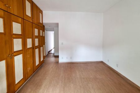 Apartamento à venda com 120m², 3 quartos e 2 vagasSuíte 1