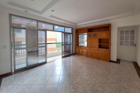 Sala de apartamento à venda com 3 quartos, 120m² em Ingá, Niterói