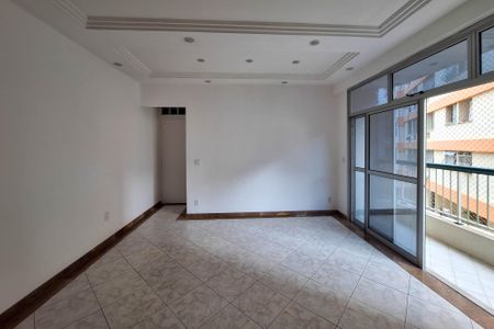 Apartamento à venda com 120m², 3 quartos e 2 vagasSala