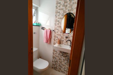 Apartamento à venda com 65m², 2 quartos e 1 vaga Apartamento à venda com 65m², 2 quartos e 1 vagaBanheiro