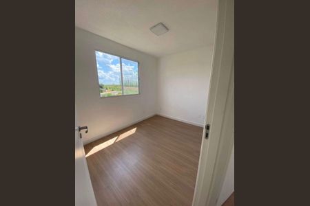 Quarto de apartamento para alugar com 2 quartos, 44m² em Chácaras Tubalina e Quartel, Uberlândia