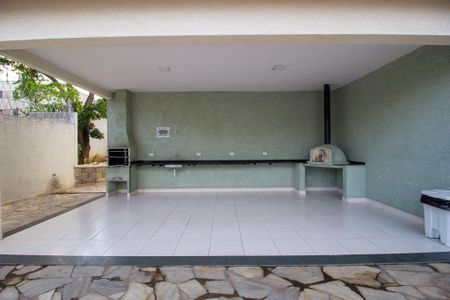 Apartamento para alugar com 47m², 2 quartos e 1 vagaÁrea comum - Churrasqueira