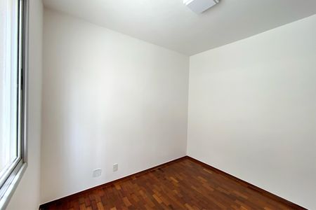 Apartamento para alugar com 110m², 3 quartos e 2 vagas Apartamento para alugar com 110m², 3 quartos e 2 vagasQuarto 3