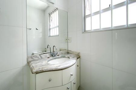 Apartamento para alugar com 110m², 3 quartos e 2 vagas Apartamento para alugar com 110m², 3 quartos e 2 vagasBanheiro