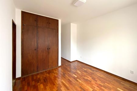 Apartamento para alugar com 110m², 3 quartos e 2 vagas Apartamento para alugar com 110m², 3 quartos e 2 vagasSuite