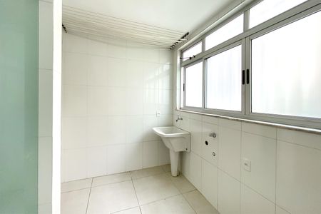 Apartamento para alugar com 110m², 3 quartos e 2 vagas Apartamento para alugar com 110m², 3 quartos e 2 vagasÁrea de Serviço