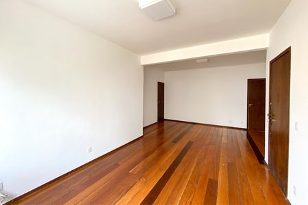 Sala de apartamento para alugar com 3 quartos, 110m² em Cinquentenario, Belo Horizonte