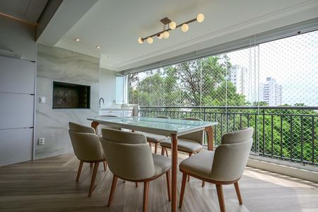Varanda de apartamento para alugar com 3 quartos, 122m² em Jardim Caboré, São Paulo