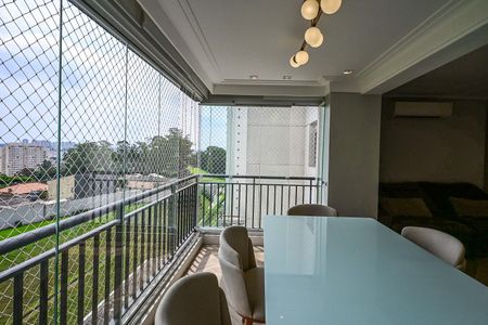 Apartamento para alugar com 127m², 4 quartos e 3 vagasVaranda