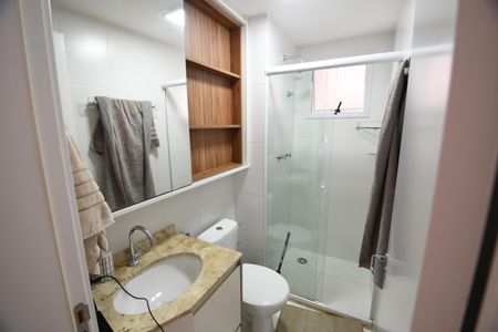 Apartamento à venda com 77m², 3 quartos e 2 vagasBanheiro Social