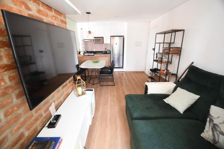 Sala de apartamento para alugar com 3 quartos, 77m² em Taquaral, Campinas