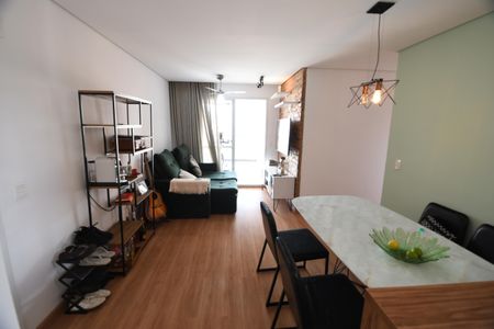Apartamento à venda com 77m², 3 quartos e 2 vagasSala