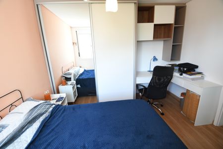 Apartamento à venda com 77m², 3 quartos e 2 vagasQuarto 3 - Suíte