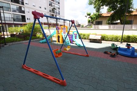 Apartamento à venda com 77m², 3 quartos e 2 vagasÁrea comum - Playground