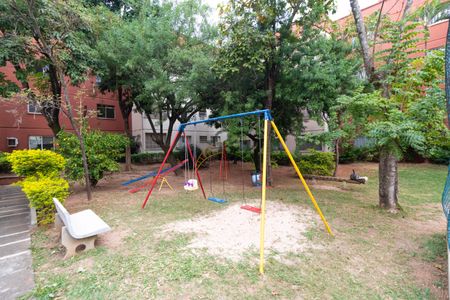 Apartamento para alugar com 62m², 2 quartos e 1 vagaÁrea comum - Playground