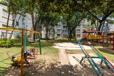 Apartamento para alugar com 62m², 2 quartos e 1 vagaÁrea comum - Playground