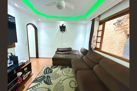 Sala de casa à venda com 3 quartos, 150m² em Jardim do Papai, Guarulhos