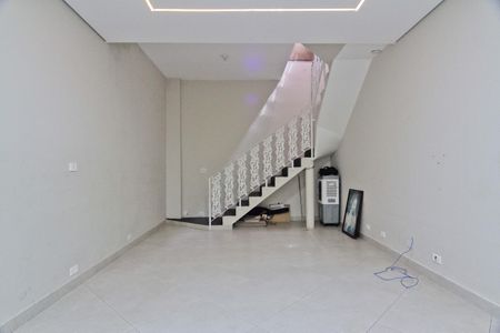 Sala de casa para alugar com 3 quartos, 120m² em Vila Santa Edwiges, São Paulo