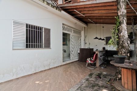 Casa para alugar com 120m², 3 quartos e 2 vagas Casa para alugar com 120m², 3 quartos e 2 vagasÁrea externa