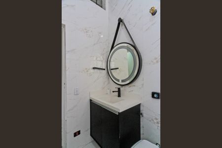 Casa para alugar com 120m², 3 quartos e 2 vagas Casa para alugar com 120m², 3 quartos e 2 vagasBanheiro da Suíte 2