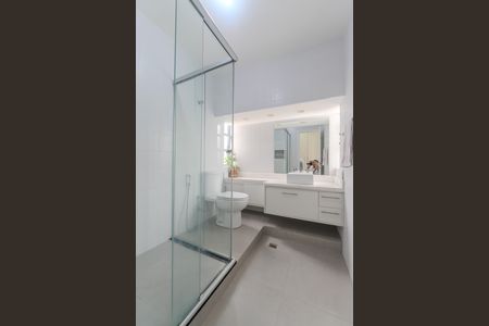 Apartamento para alugar com 75m², 2 quartos e 1 vaga Apartamento para alugar com 75m², 2 quartos e 1 vagaBanheiro