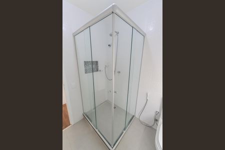 Apartamento para alugar com 75m², 2 quartos e 1 vaga Apartamento para alugar com 75m², 2 quartos e 1 vagaBanheiro