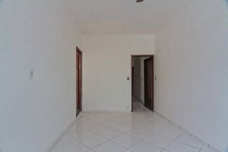 Sala de casa para alugar com 2 quartos, 80m² em Vila Santa Edwiges, São Paulo