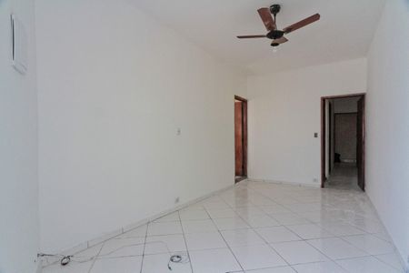 Sala de casa para alugar com 2 quartos, 80m² em Vila Santa Edwiges, São Paulo