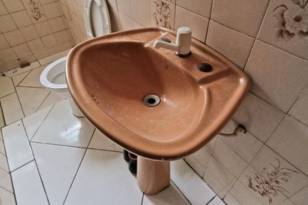 Casa para alugar com 80m², 2 quartos e sem vaga Casa para alugar com 80m², 2 quartos e sem vagaBanheiro