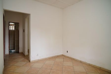 Sala de casa para alugar com 2 quartos, 70m² em Itapeba, Maricá