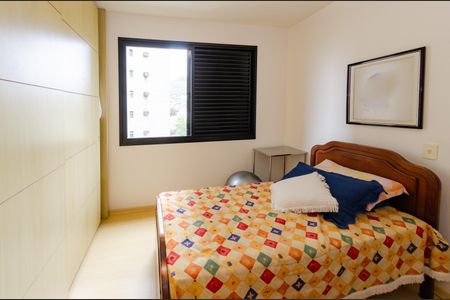 Apartamento à venda com 136m², 4 quartos e 3 vagas Apartamento à venda com 136m², 4 quartos e 3 vagasQuarto 3