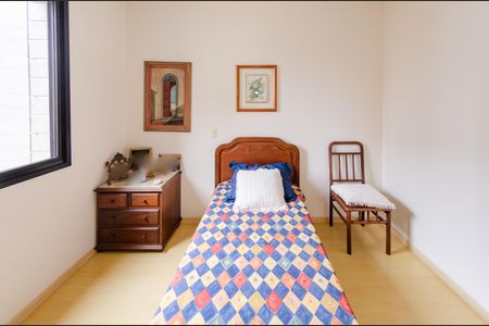 Apartamento à venda com 136m², 4 quartos e 3 vagas Apartamento à venda com 136m², 4 quartos e 3 vagasQuarto 2