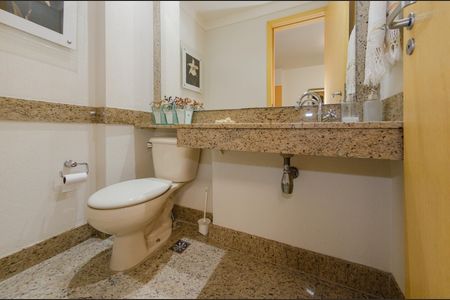 Apartamento à venda com 136m², 4 quartos e 3 vagas Apartamento à venda com 136m², 4 quartos e 3 vagasLavabo