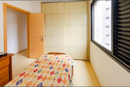 Apartamento à venda com 136m², 4 quartos e 3 vagas Apartamento à venda com 136m², 4 quartos e 3 vagasQuarto 3