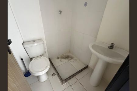 Apartamento para alugar com 55m², 2 quartos e sem vagaBanheiro 