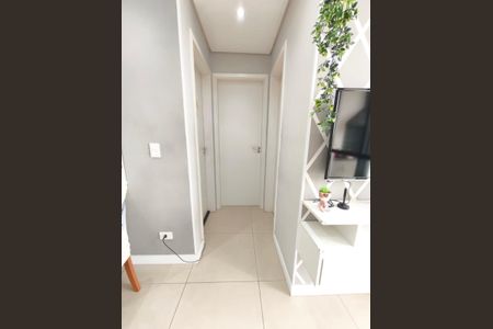Sala de apartamento para alugar com 2 quartos, 48m² em Recanto das Rosas, Osasco