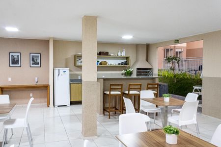 Apartamento para alugar com 40m², 2 quartos e 1 vaga Apartamento para alugar com 40m², 2 quartos e 1 vagaÁrea comum - Salão de festas