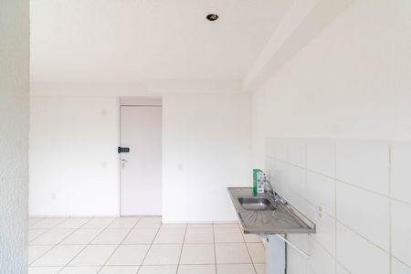 Apartamento para alugar com 40m², 2 quartos e 1 vaga Apartamento para alugar com 40m², 2 quartos e 1 vagaCozinha e Área de Serviço