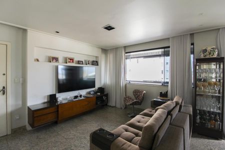 Apartamento à venda com 116m², 3 quartos e 2 vagas Apartamento à venda com 116m², 3 quartos e 2 vagasSala