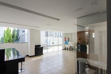 Apartamento à venda com 116m², 3 quartos e 2 vagas Apartamento à venda com 116m², 3 quartos e 2 vagasÁrea comum - Salão de festas