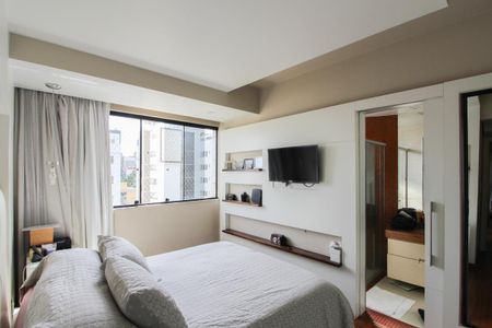 Apartamento à venda com 116m², 3 quartos e 2 vagas Apartamento à venda com 116m², 3 quartos e 2 vagasSuíte
