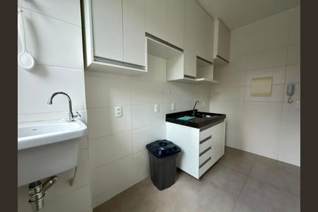 Apartamento para alugar com 67m², 2 quartos e 1 vagaCozinha e Área de Serviço