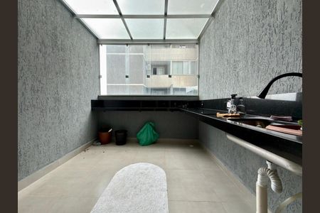 varanda de apartamento à venda com 2 quartos, 67m² em Eldorado, Contagem