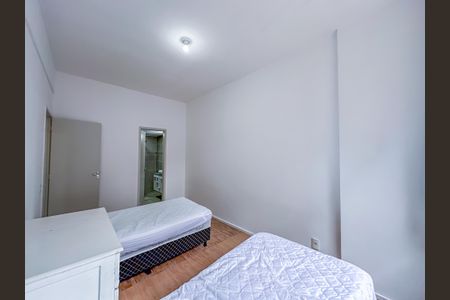 Apartamento à venda com 93m², 2 quartos e 1 vaga