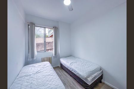 Apartamento à venda com 93m², 2 quartos e 1 vaga