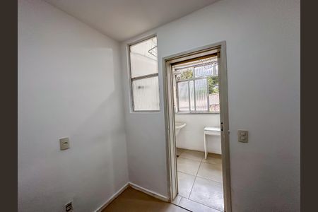 Apartamento à venda com 93m², 2 quartos e 1 vaga
