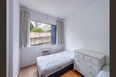 Apartamento à venda com 93m², 2 quartos e 1 vaga
