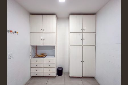 Apartamento à venda com 93m², 2 quartos e 1 vaga