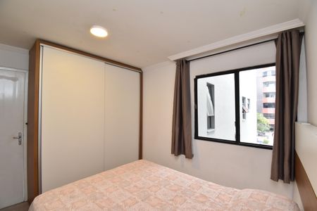Suíte de apartamento para alugar com 1 quarto, 57m² em Bigorrilho, Curitiba